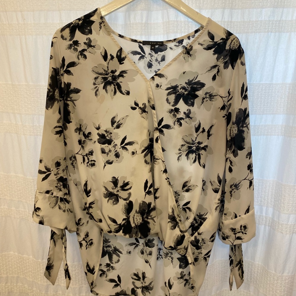 WEST KEI
Allan Surplice Tie Sleeve High Low Blouse